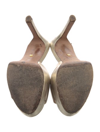 Veronica Beard Leather Slides