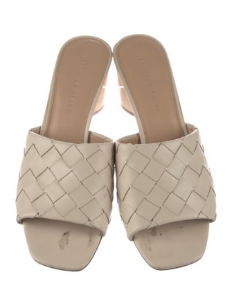 Veronica Beard Leather Slides