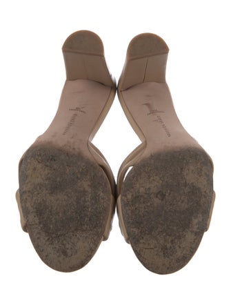 Veronica Beard Leather Slides