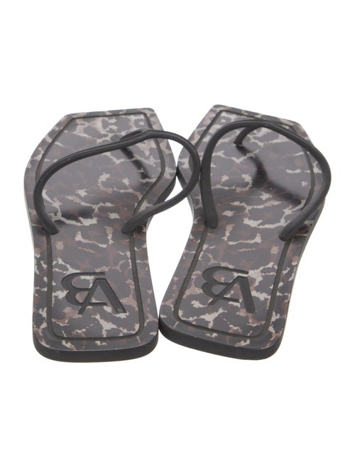 Veronica Beard Rubber Printed Slides