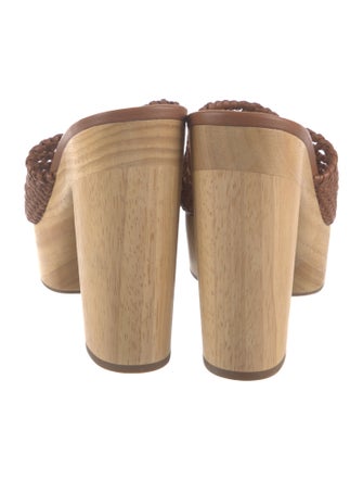 Veronica Beard Guadalupe Leather Slides