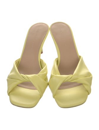 Veronica Beard Leather Slides