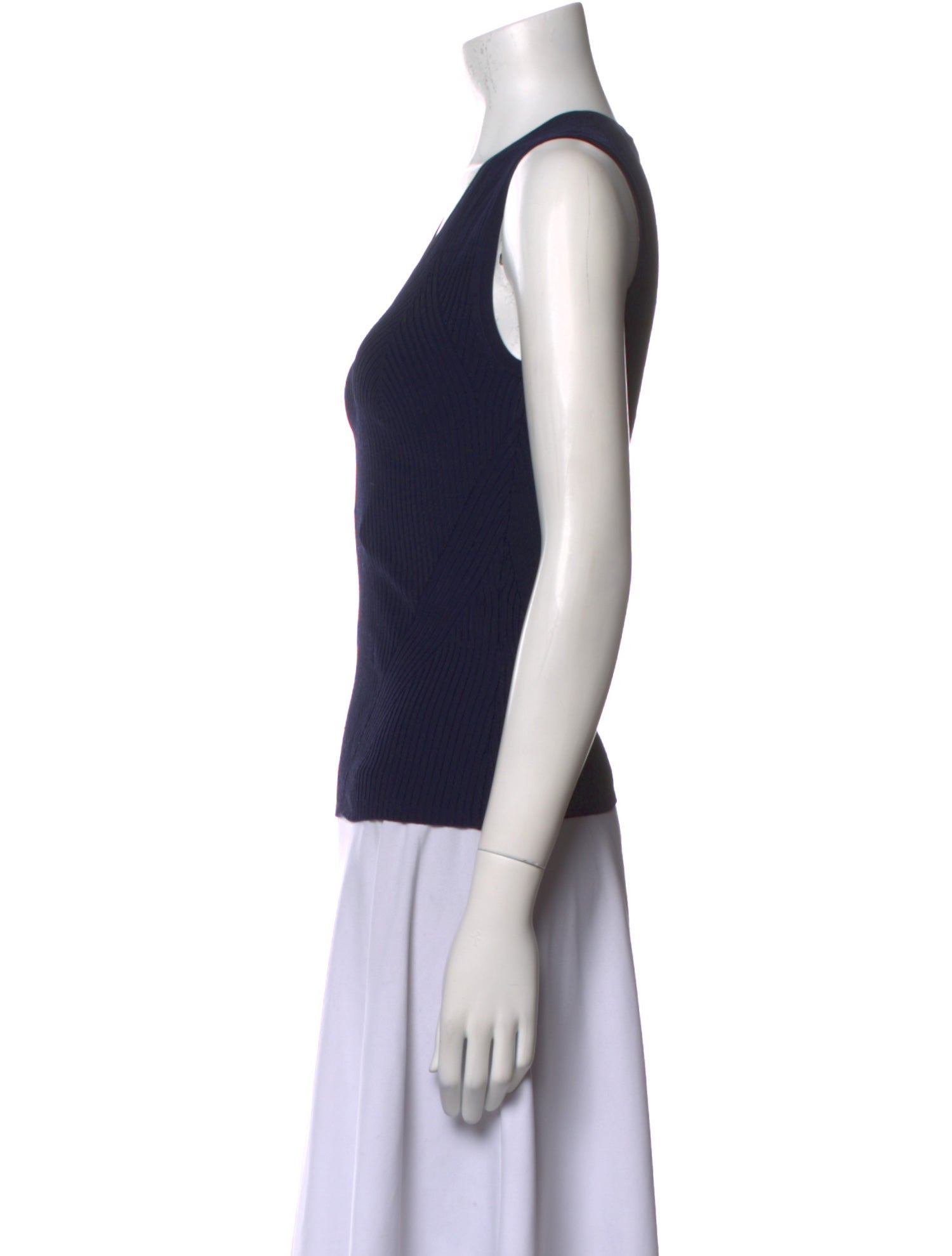 Veronica Beard V-Neck Sleeveless Top