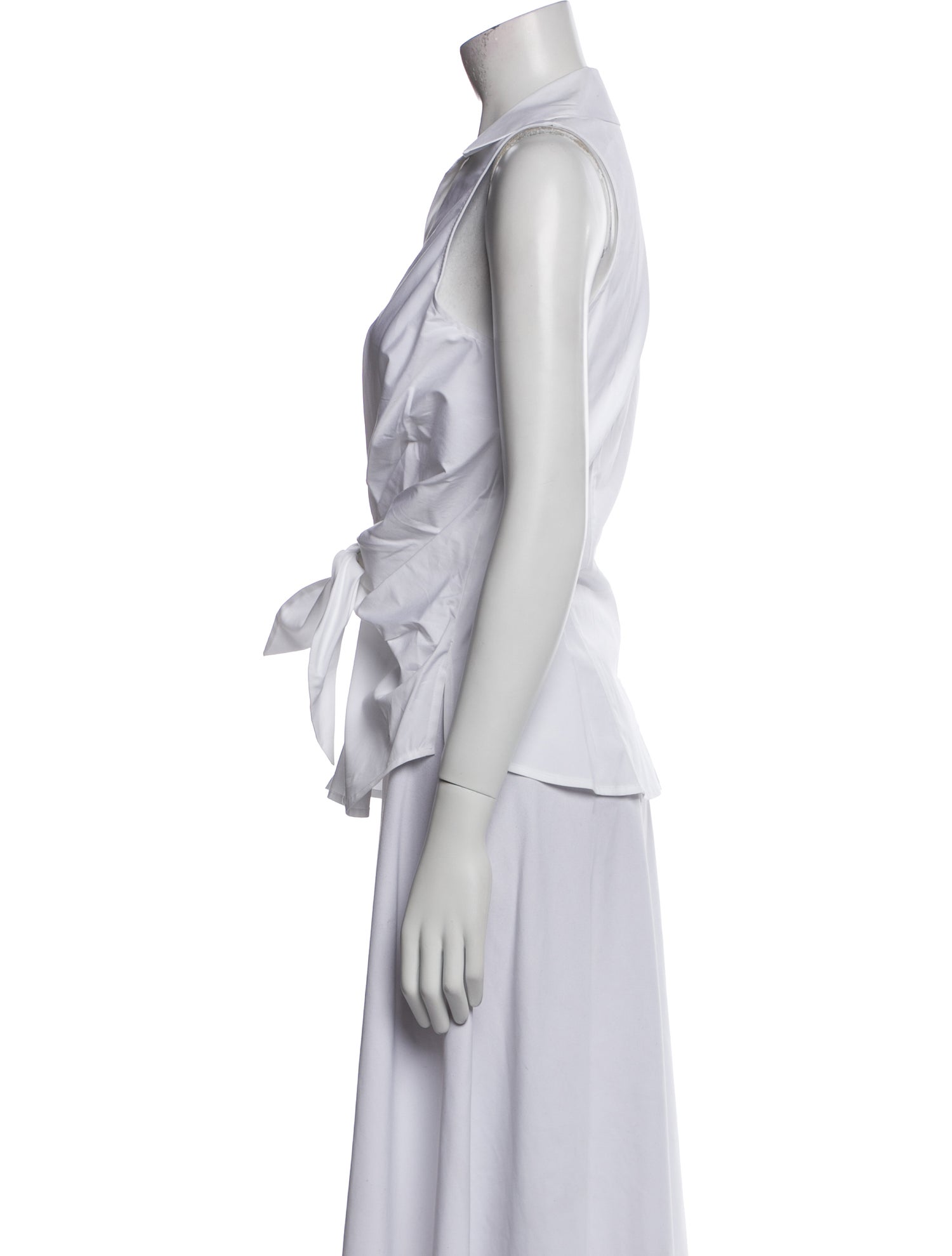 Veronica Beard V-Neck Sleeveless Button-Up Top