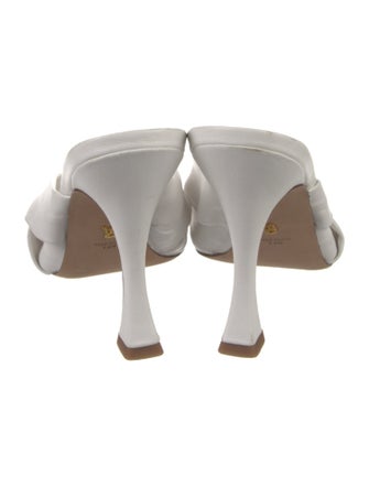 Veronica Beard Leather Slides