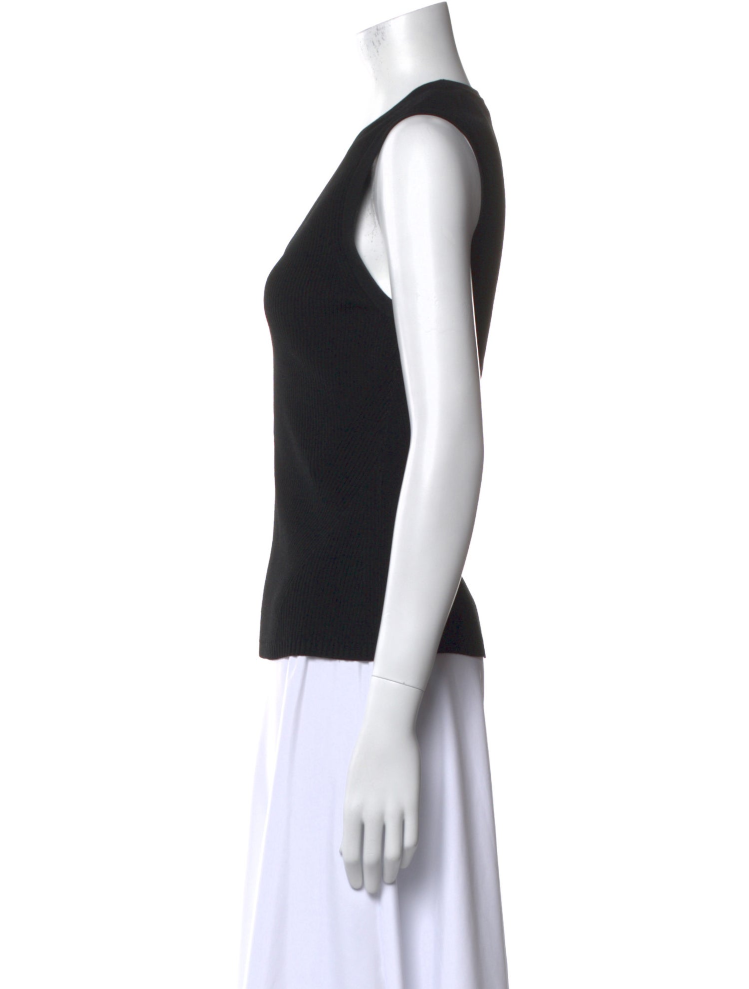 Veronica Beard V-Neck Sleeveless Top