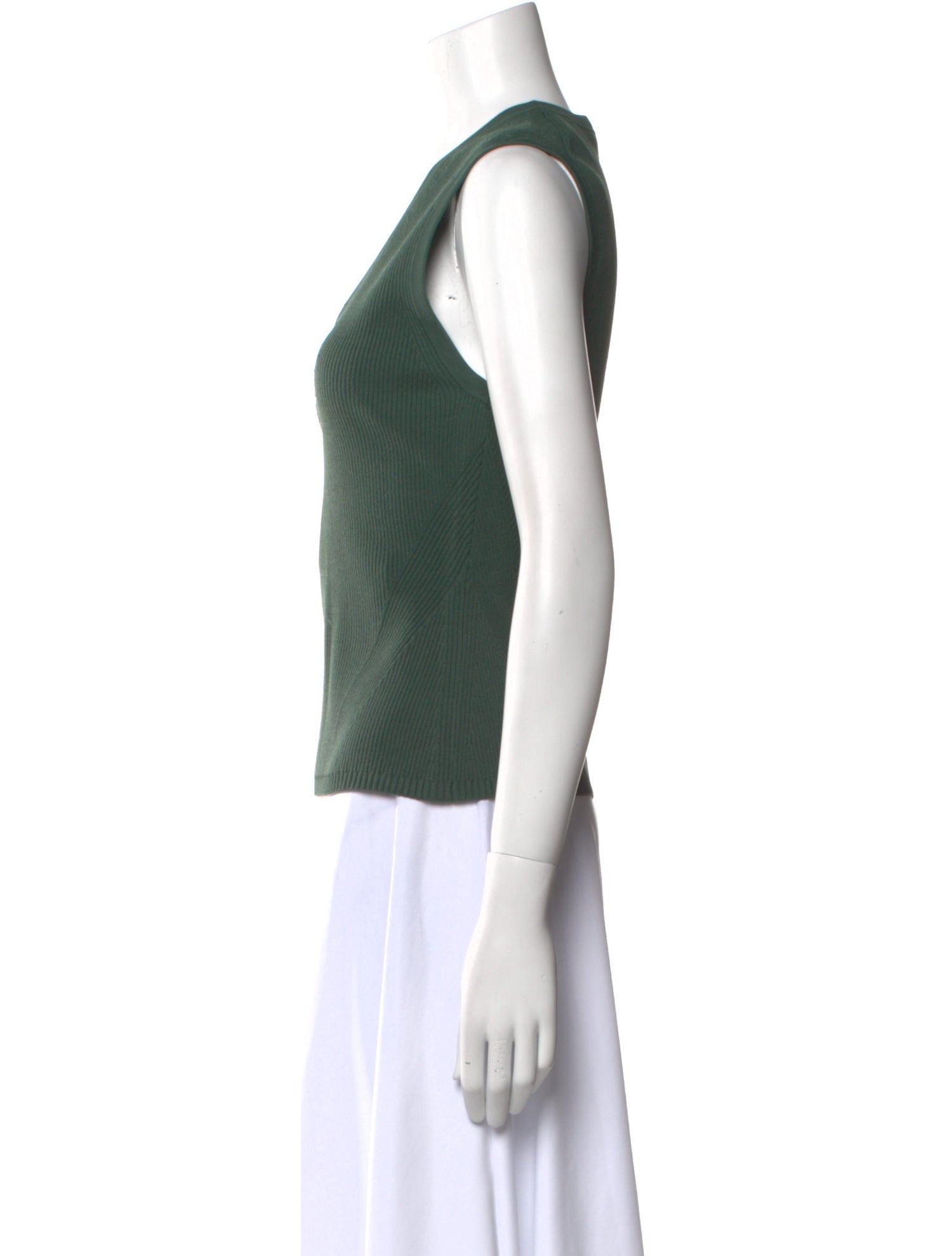 Veronica Beard V-Neck Sleeveless Top