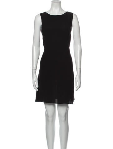 Veda Dresses Scoop Neck Mini Dress Petite