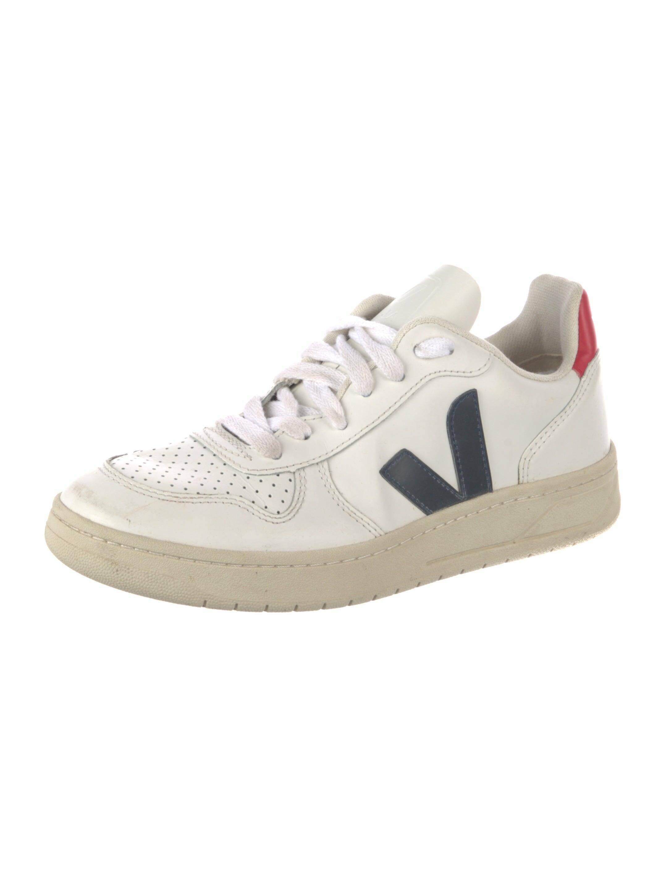 Veda Signature Logo Leather Sneakers