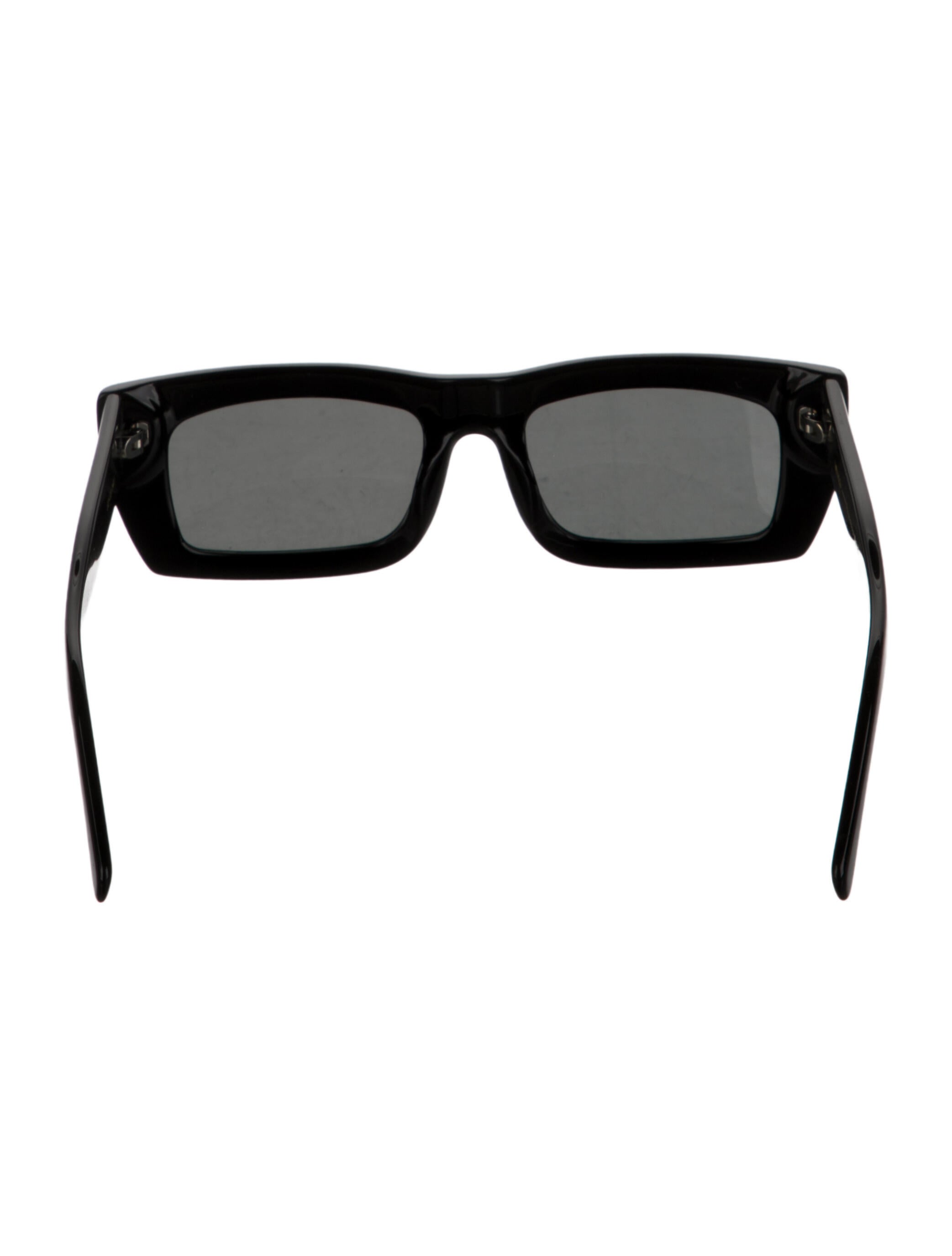 Vehla Square Tinted Sunglasses