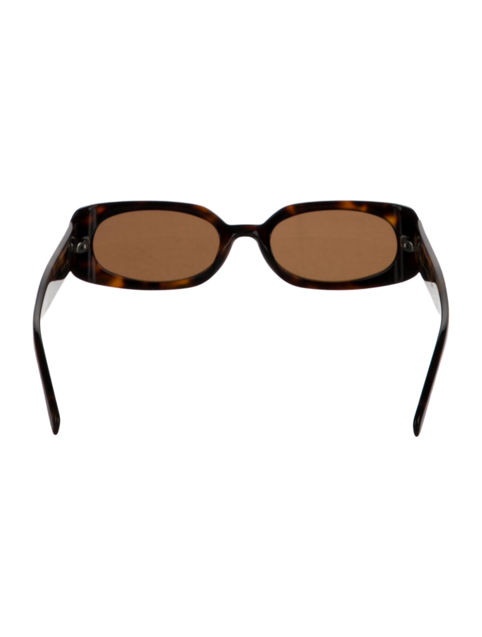Vehla Square Tinted Sunglasses