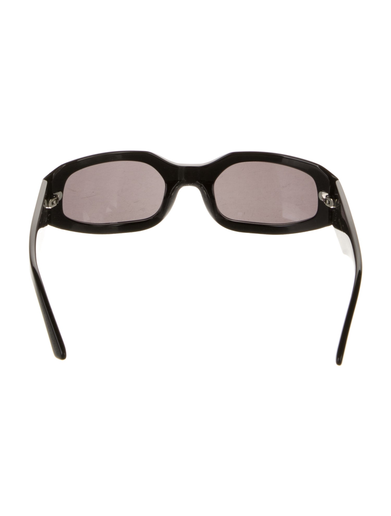 Vehla Round Tinted Sunglasses