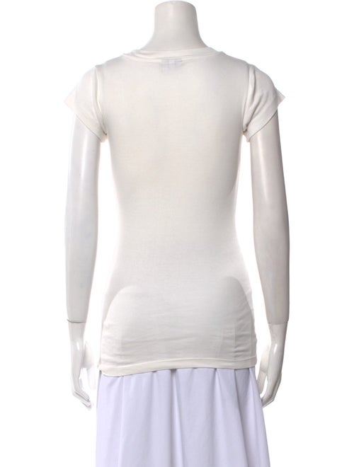 Vaquera Graphic Print V-Neck Top