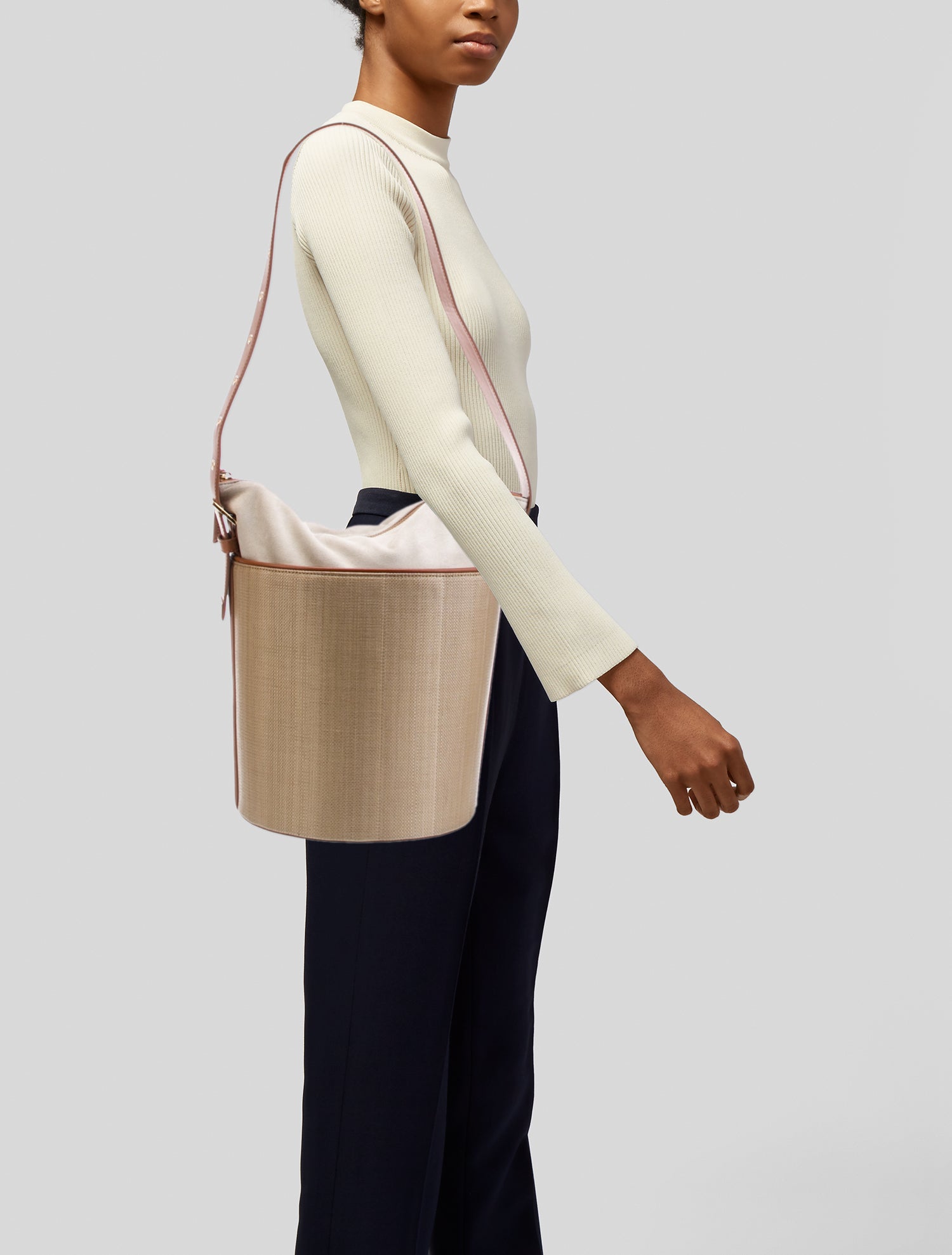 Vasic Canvas Bucket Bag