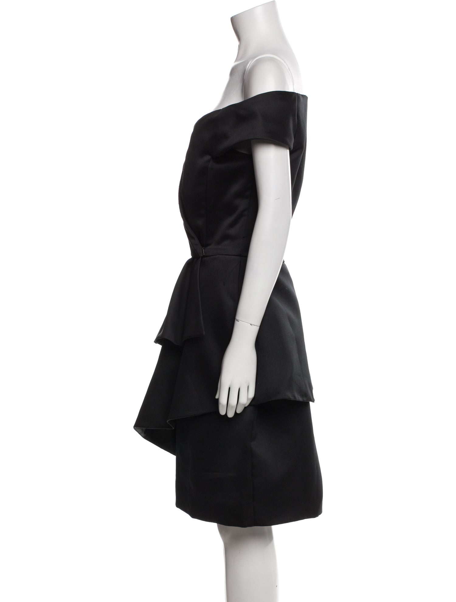 Victor Costa Off-The-Shoulder Knee-Length Dress