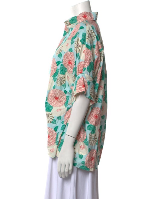 V de Vinster Printed Short Sleeve Button-Up Top