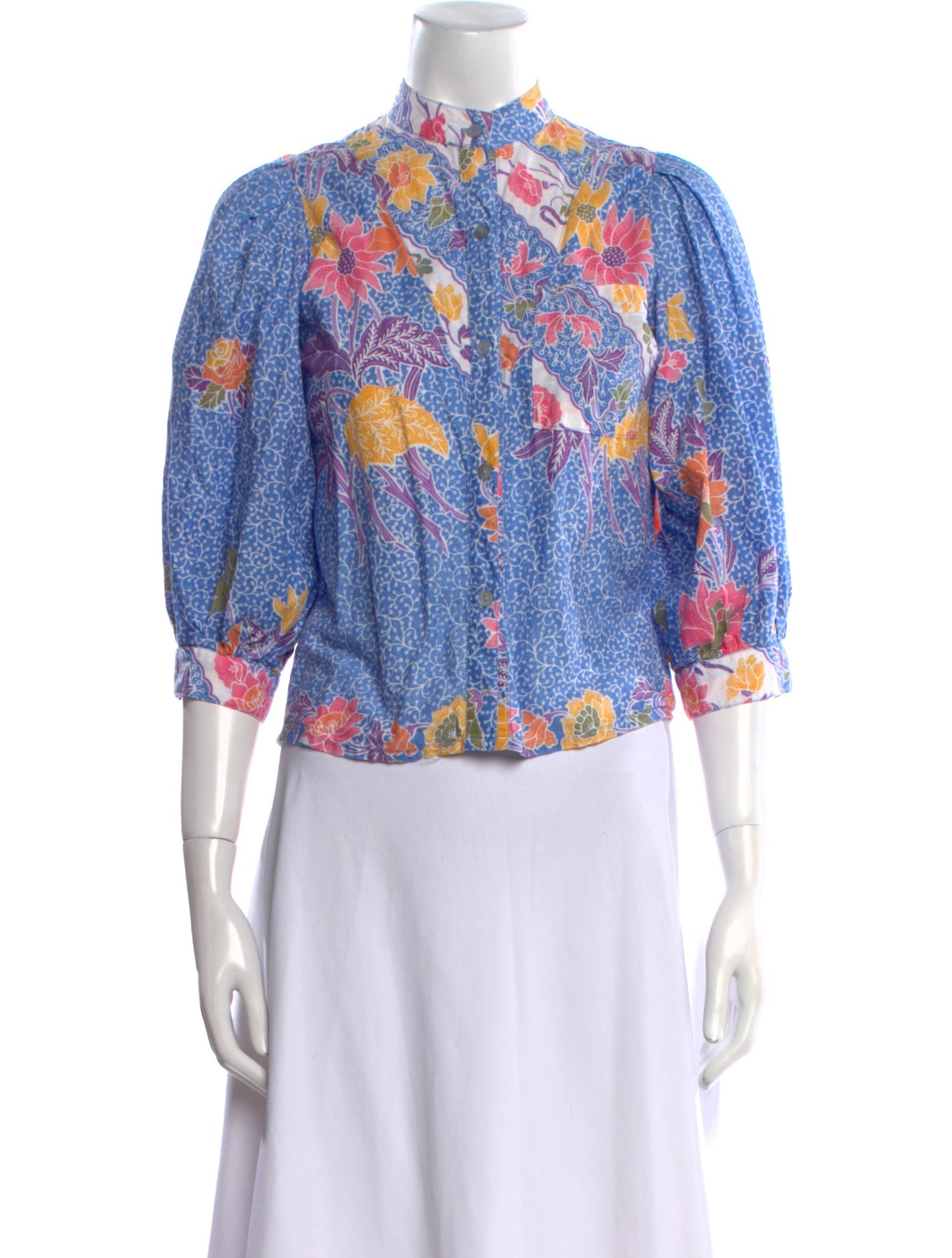 V de Vinster Floral Print Mock Neck Blouse
