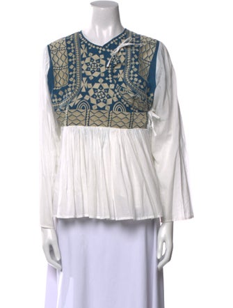 V de Vinster Printed Crew Neck Blouse