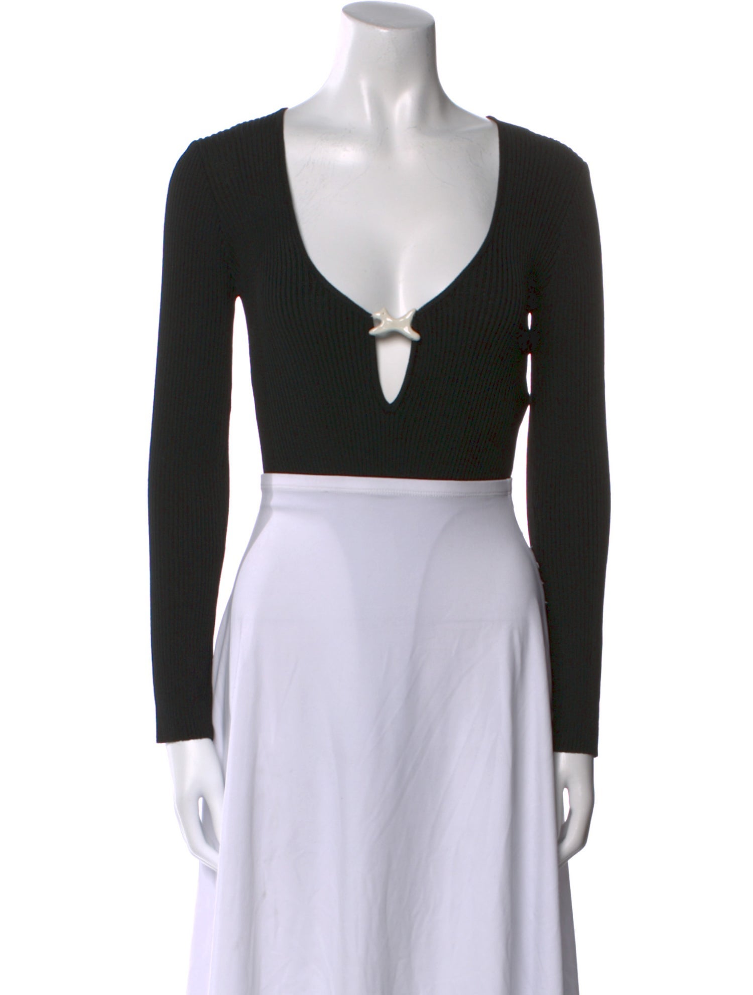 Bevza V-Neck Long Sleeve Crop Top