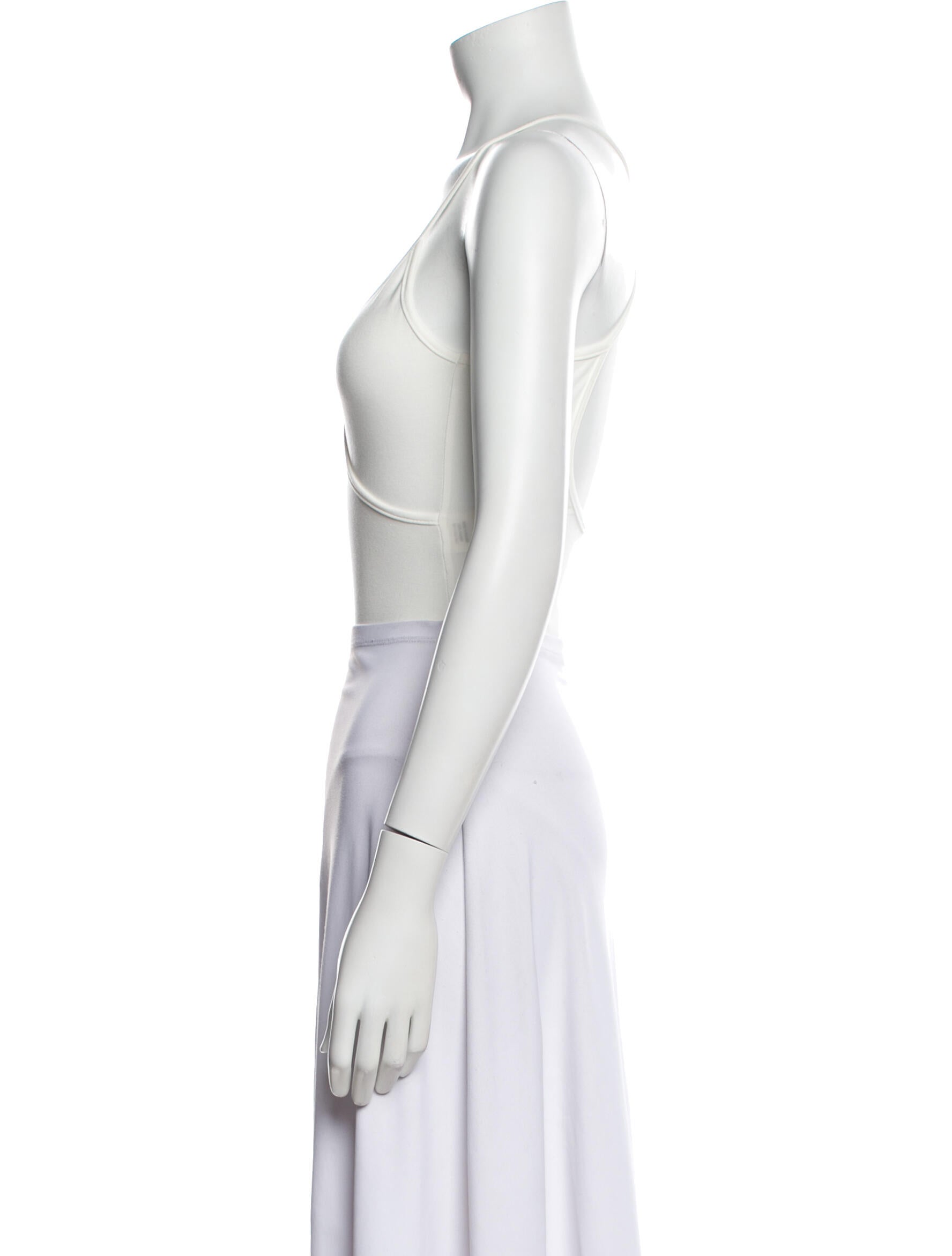 Bevza Bamboo V-Neck Crop Top