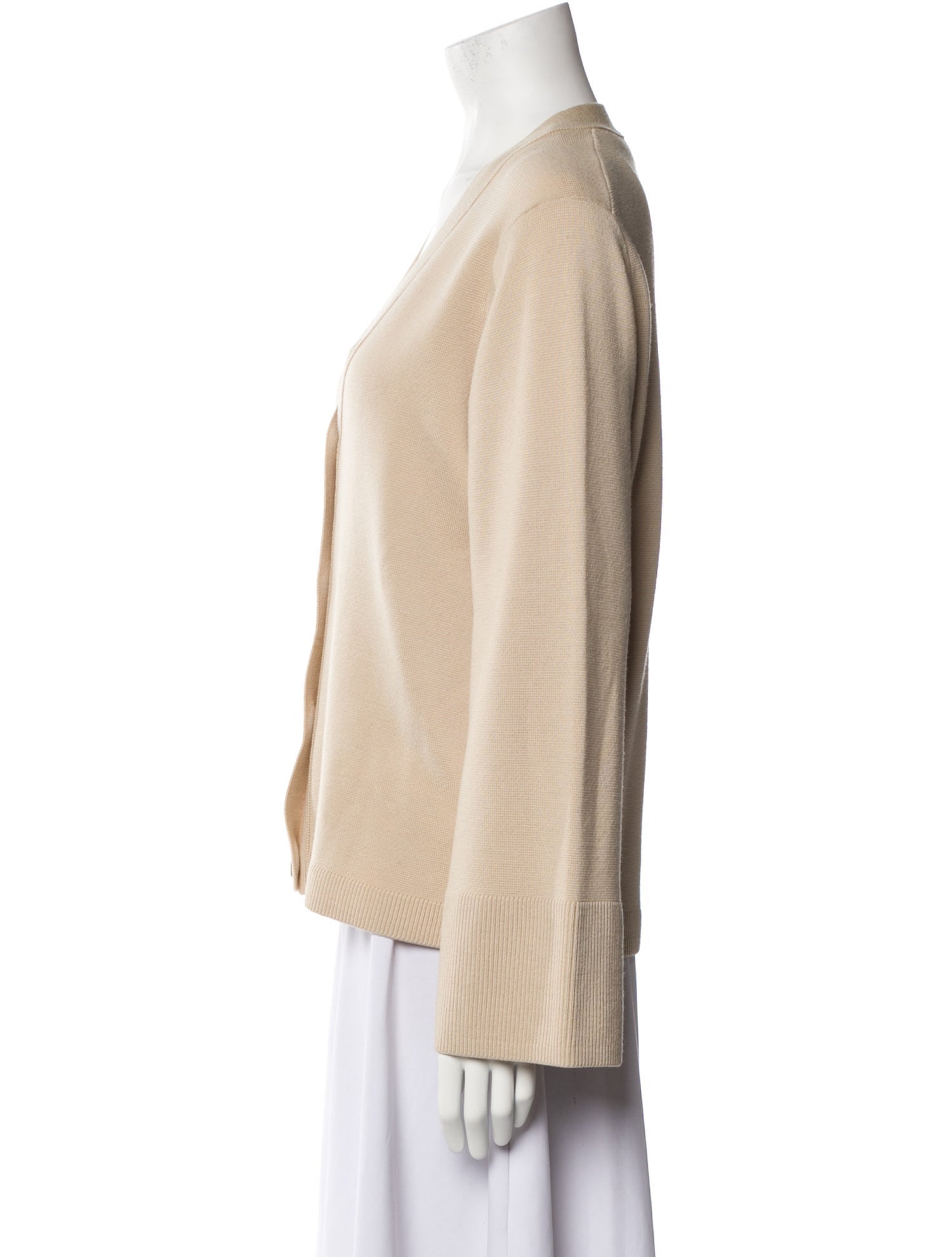 Ven Store Wool Plunge Neckline Sweater