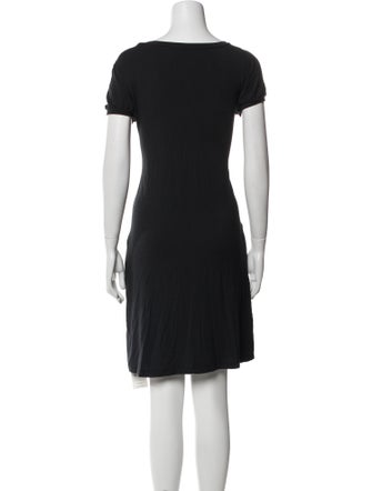 Vivienne Tam Embroidered Accent Nightgown