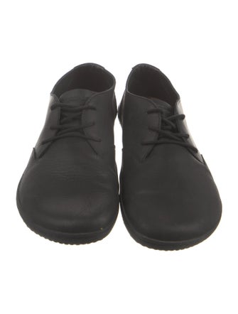 VIVO Leather Sneakers