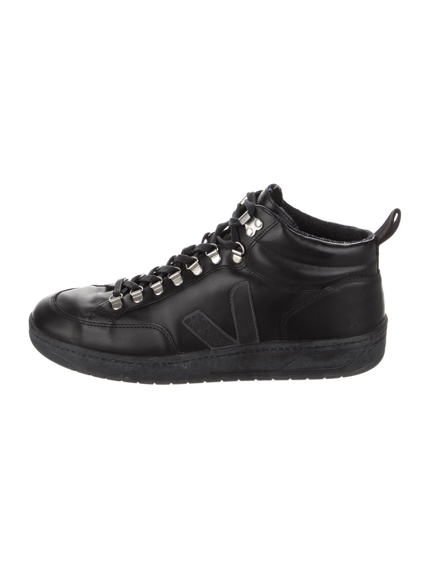 Vejas Leather Sneakers