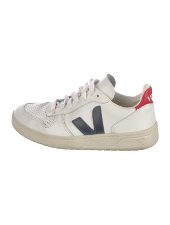 Vejas Leather Sneakers
