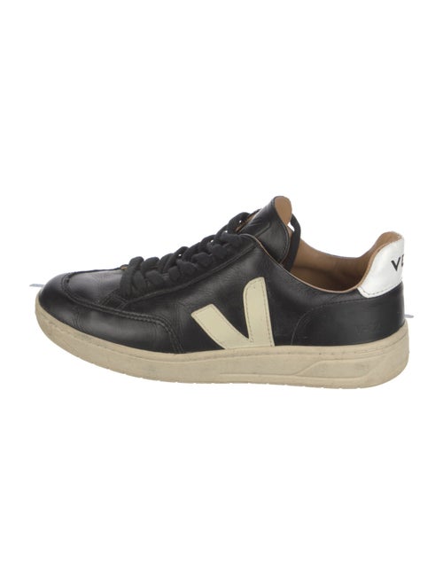 Vejas Leather Sneakers