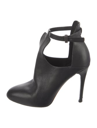 Vince Leather T-Strap Pumps