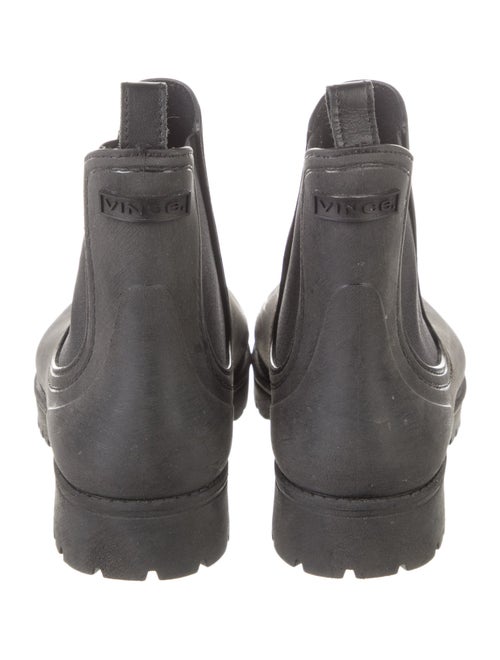 Vince Suede Chelsea Boots