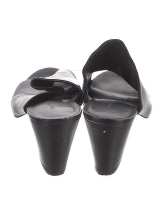 Vince Leather Slides