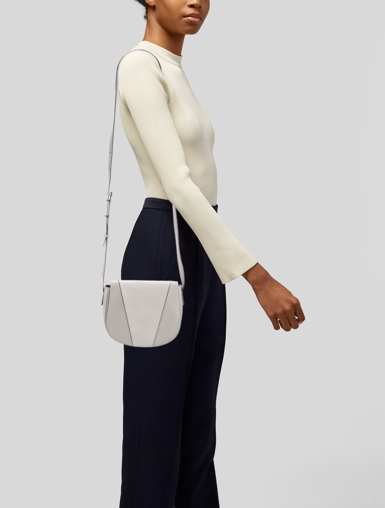 国内即発♪ Vince ヴィンス ☆ Park Small Crossbody Bag Vince Handbags | The RealReal