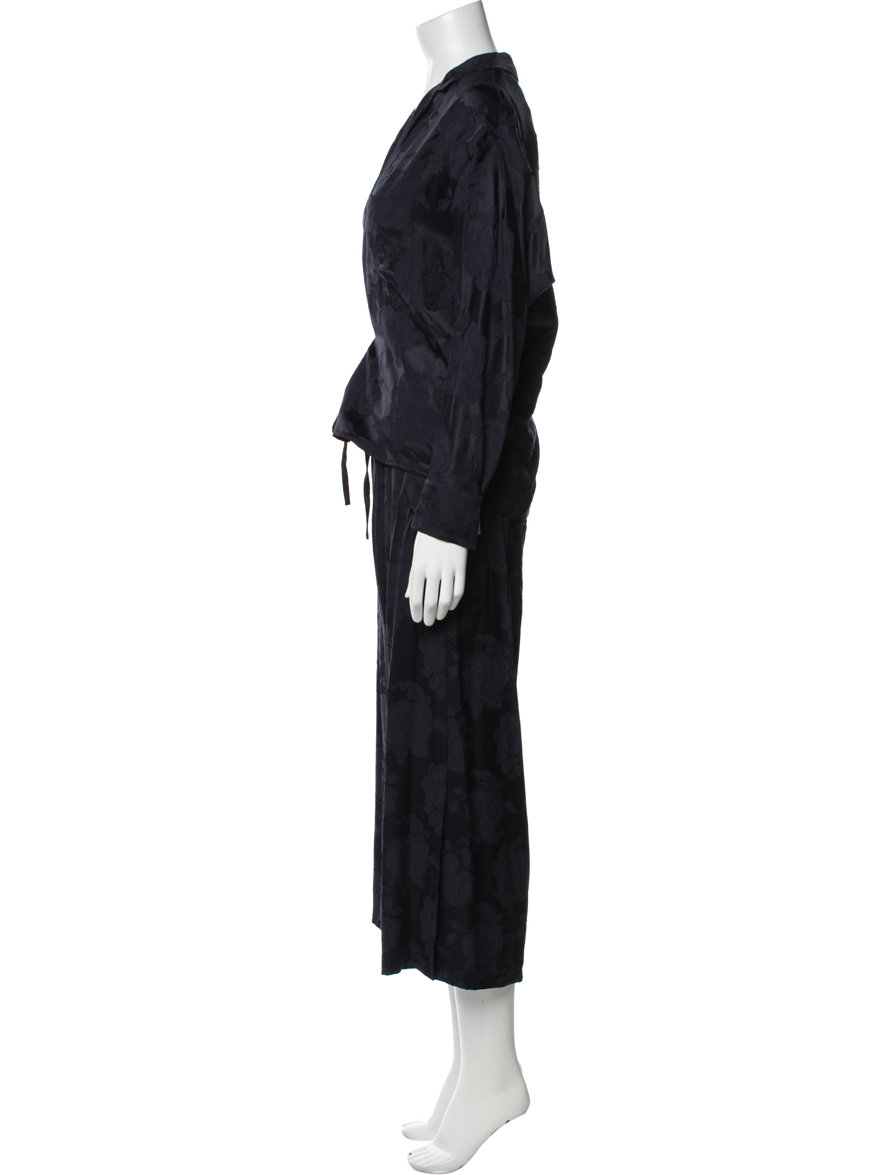 Vince Embroidered Accent Short Set w/ Tags