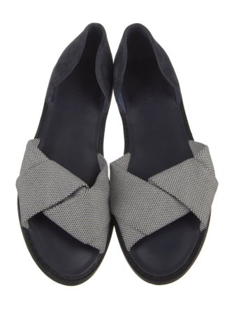 Vince Canvas Printed Slides