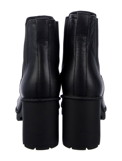 Vince Leather Chelsea Boots