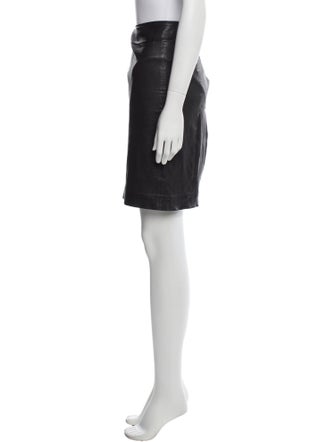 Vince Raw-Edge Trim Knee-Length Skirt