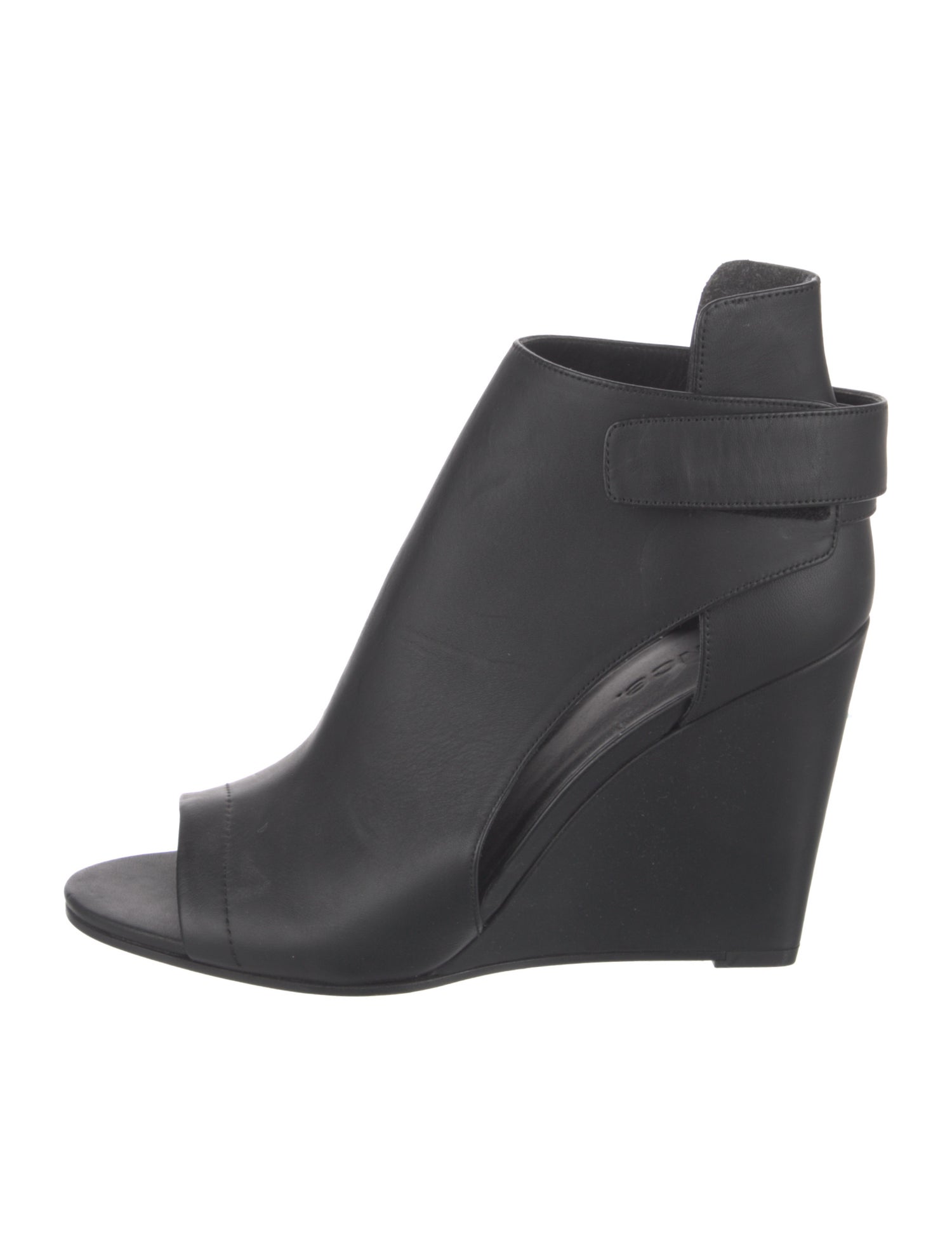 Vince Leather Slingback Sandals