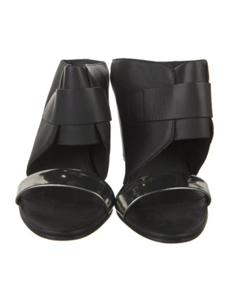 Vince Leather Slides