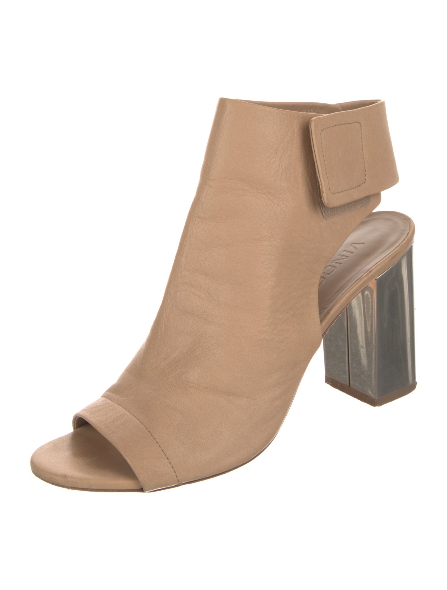 Vince Leather Sandals