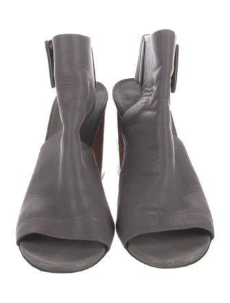 Vince Leather Slingback Pumps