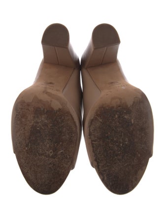 Vince Leather Slides