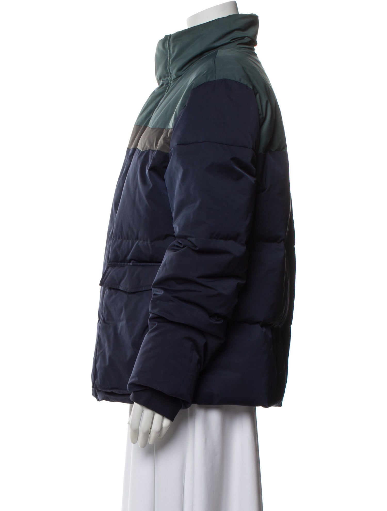Vince Down Jacket