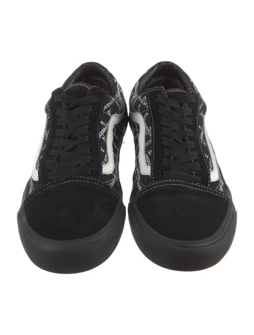 Vans x Supreme Old Skool Pro Sneakers