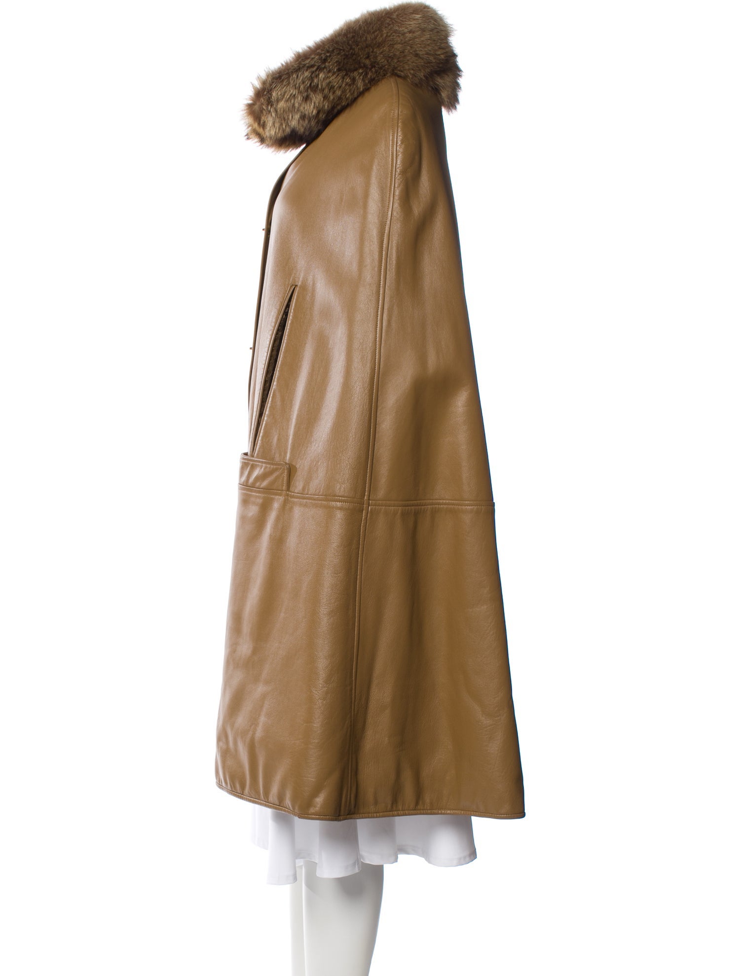 Vintage Vintage Late 1960's - Early 1970's Cape