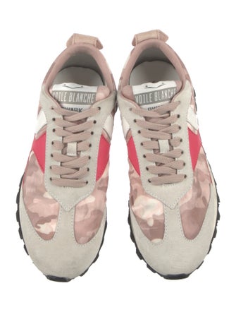 Voile Blanche Satin Printed Sneakers