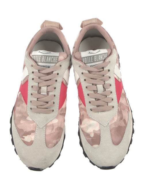 Voile Blanche Satin Printed Sneakers