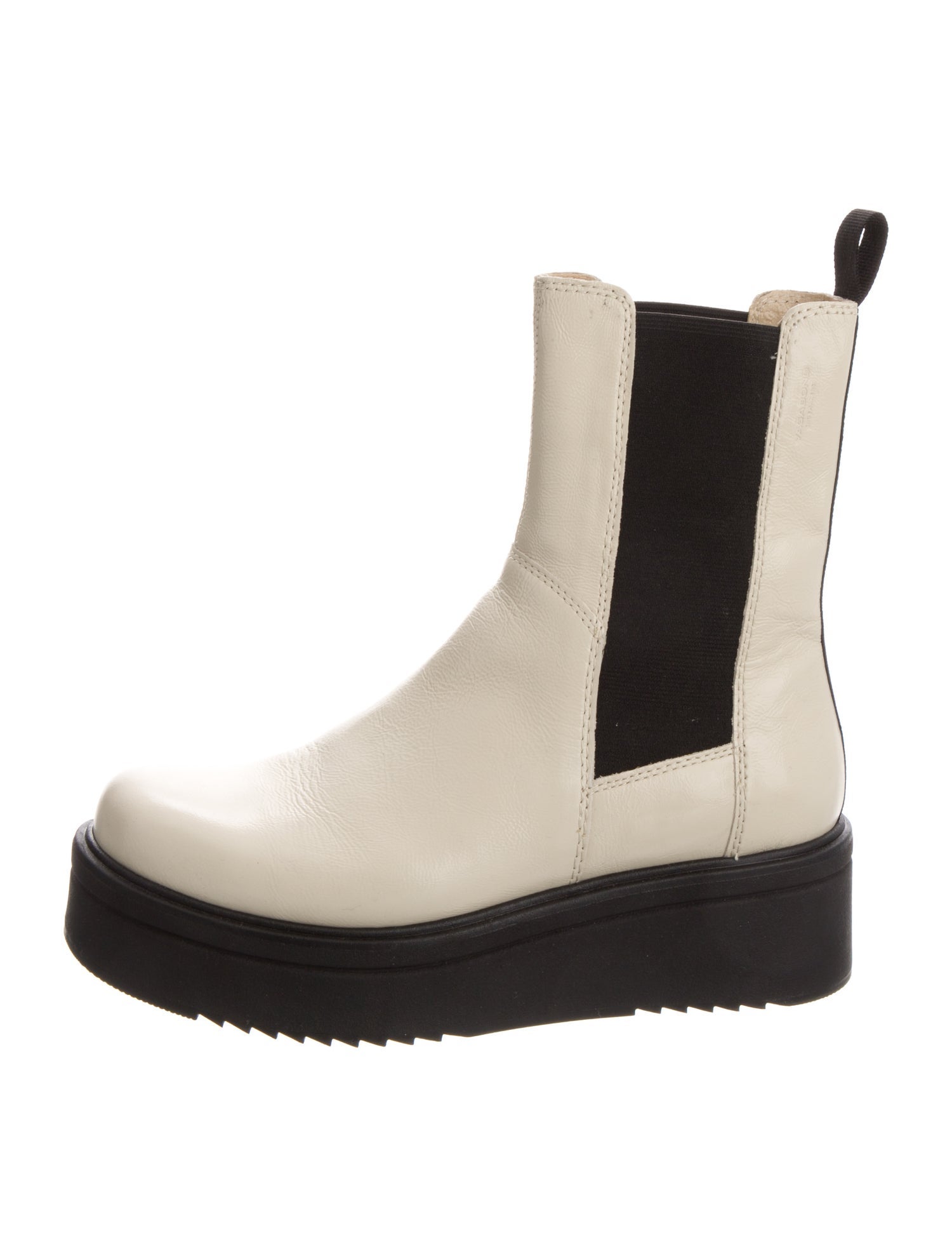 Vagabond Shoemakers Patent Leather Chelsea Boots