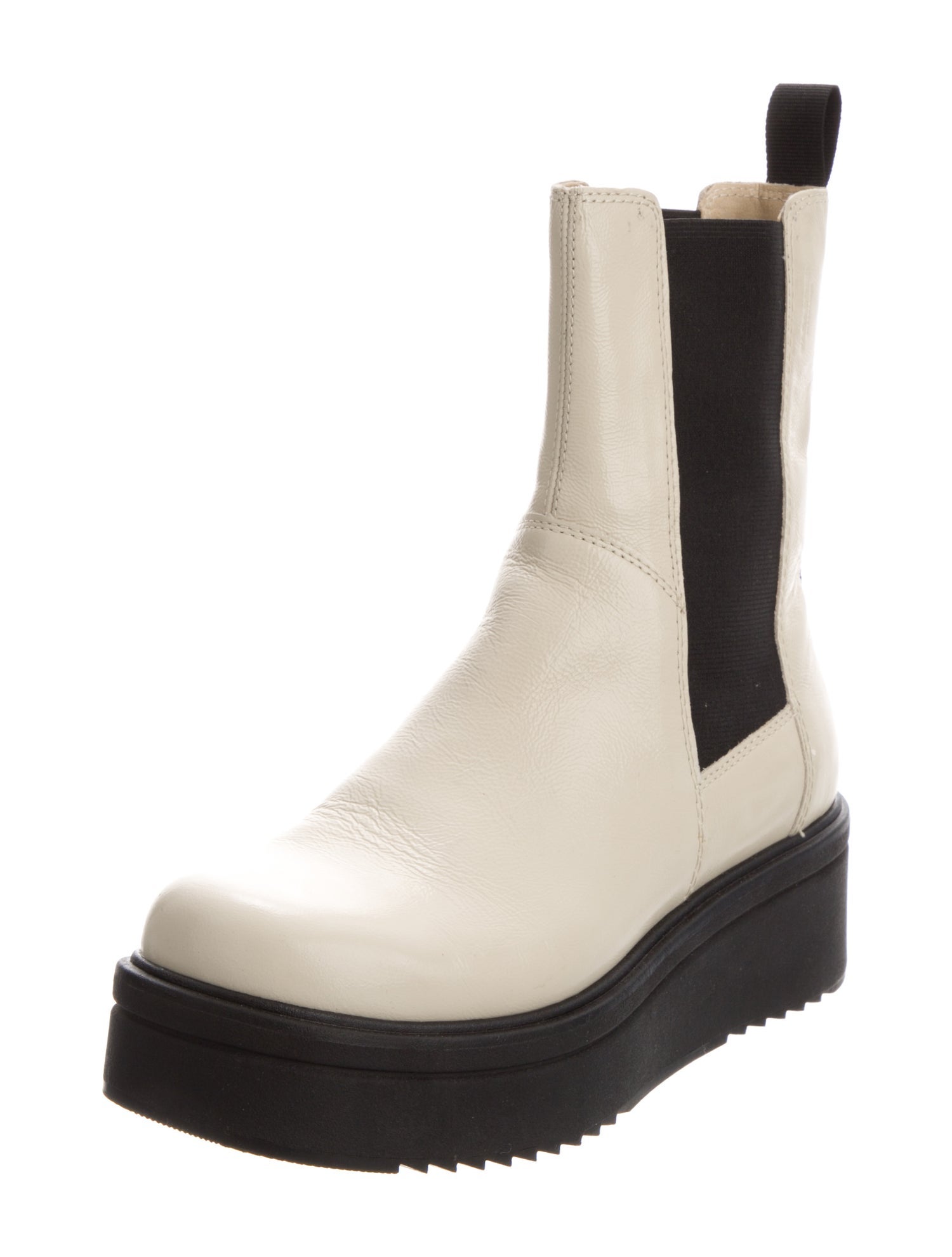 Vagabond Shoemakers Patent Leather Chelsea Boots